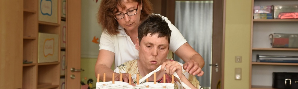 RLE 8328 Slider 1000x300